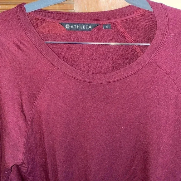 Athleta Coaster Luxe Long Sleeve Side Slit Sweater Size Small - Picture 6 of 6